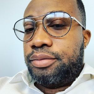 Meet your Posher, Sebastiao